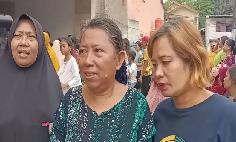 Caleg Perindo Diska Resha Bagikan Sembako dan KTA Asuransi di Tebet, Warga: Perlu Dilanjutkan!