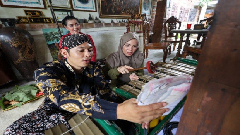Atikoh Ganjar Sambangi Kecamatan Borobudur, Warga: Cantik, Ayu, Pinter, dan Ramah