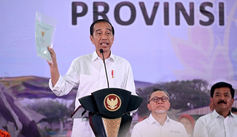 Jokowi: Kita Ingin Mati-matian agar Sertifikat Tanah Selesai Tahun Depan