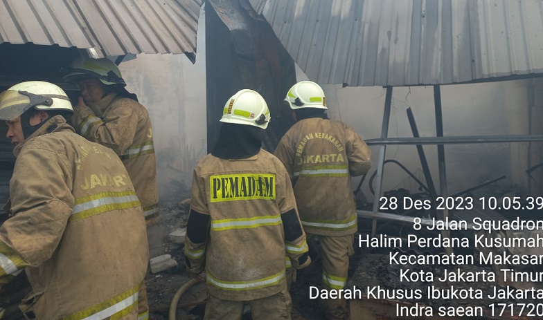 13 Kios dan 1 Musala Puskopau TNI AU Terbakar, Diduga akibat Ledakan Tabung LPG