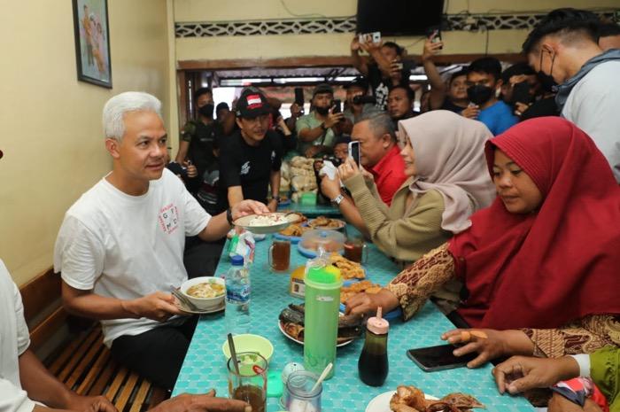 Olahraga Pagi di Boyolali, Ganjar Blusukan ke Pasar dan Dengarkan Curhatan Pedagang