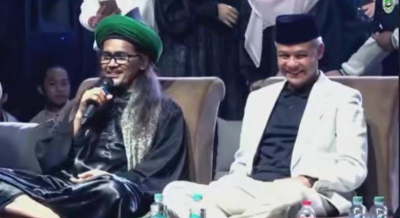 Ganjar Hadiri Shalawat Kebangsaan Refleksi Tahun Baru 2024 di Semarang