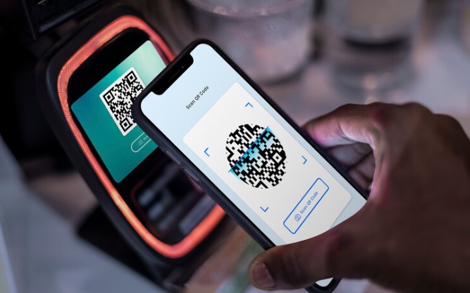 Masyarakat RI Makin Cashless, BI Catat Transaksi QRIS Tumbuh 149,46 Persen Tembus Rp31,65 Triliun