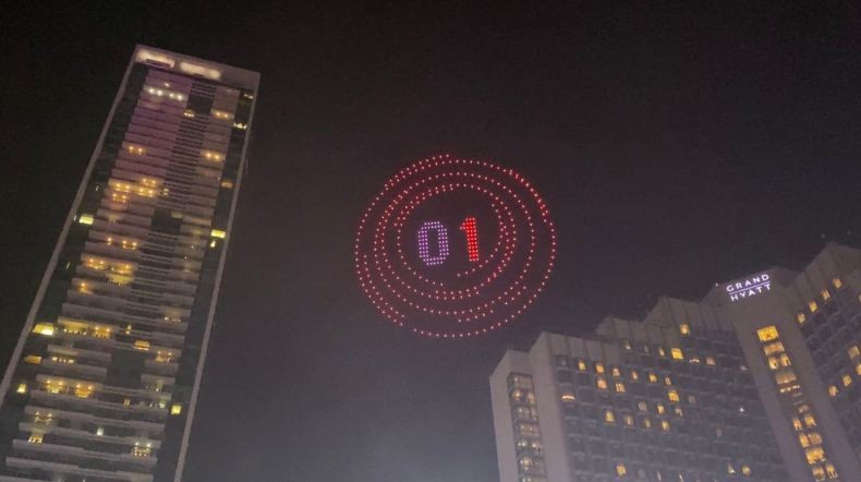 Malam Tahun Baru 2024, Atraksi 500 Drone Pukau Pengunjung Bundaran HI