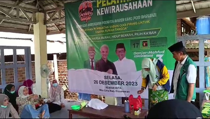 Relawan Sandi Uno For Ganjar Gandeng Warga Lampung Perkuat Dukungan Ganjar-Mahfud