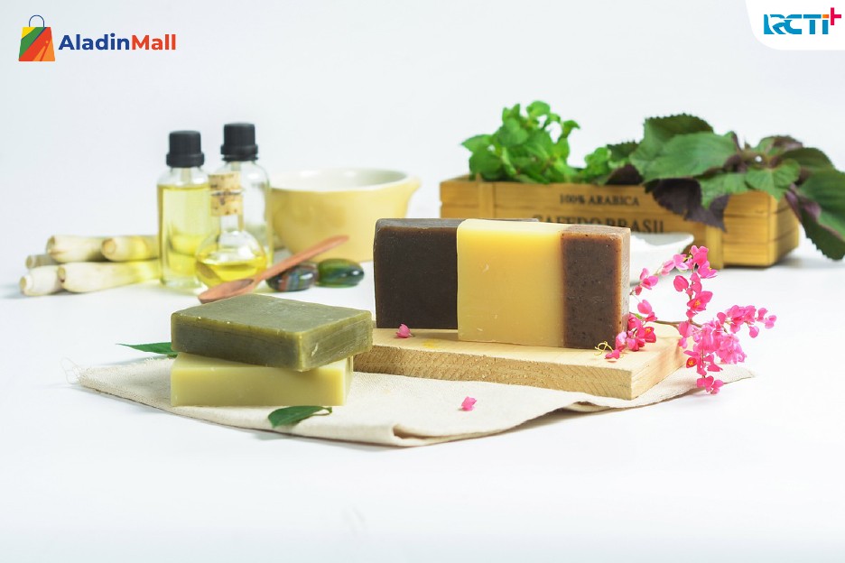 4 Cara Memilih Sabun Mandi, Kulit Auto Glowing dan Bersih