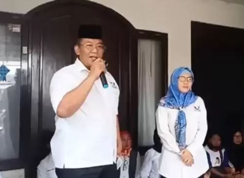 Blusukan ke Sidoarjo, Caleg Perindo Anang Iskandar Gelar Tebus Sembako Murah