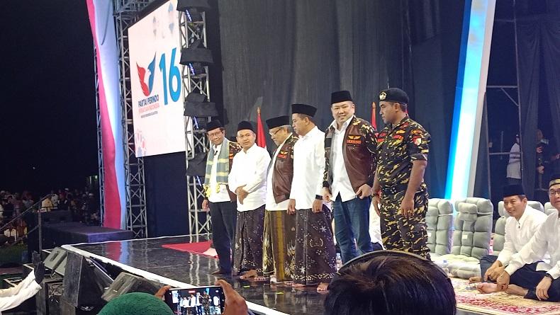 Mahfud MD dan HT Didaulat jadi Anggota Kehormatan Banser GP Ansor Demak