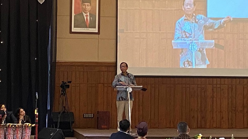 Mahfud MD: Kita Boleh Beda Pilihan Politik, tapi Semua Saudara dalam Kemanusiaan