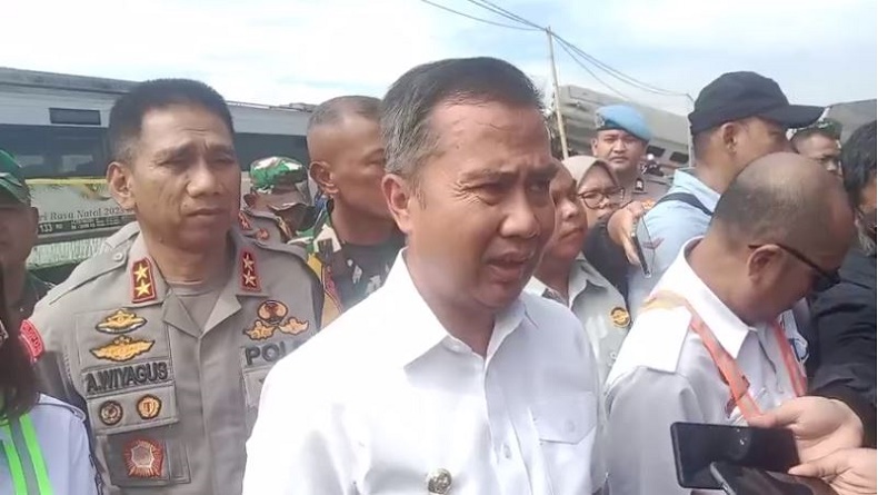 Pj Gubernur Jabar: Seluruh Penumpang dan Korban Tabrakan Kereta Sudah Dievakuasi
