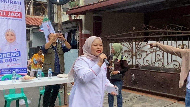 Gelar Bazar Murah, Caleg Dapil 1 DKI Perindo Berharap Perekonomian Warga Johar Baru Terbantu