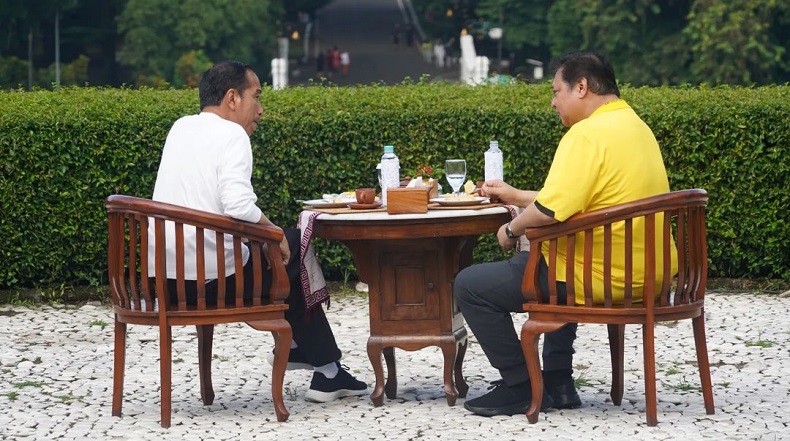 Jokowi Olahraga dan Sarapan Bareng Airlangga, Ini yang Dibahas