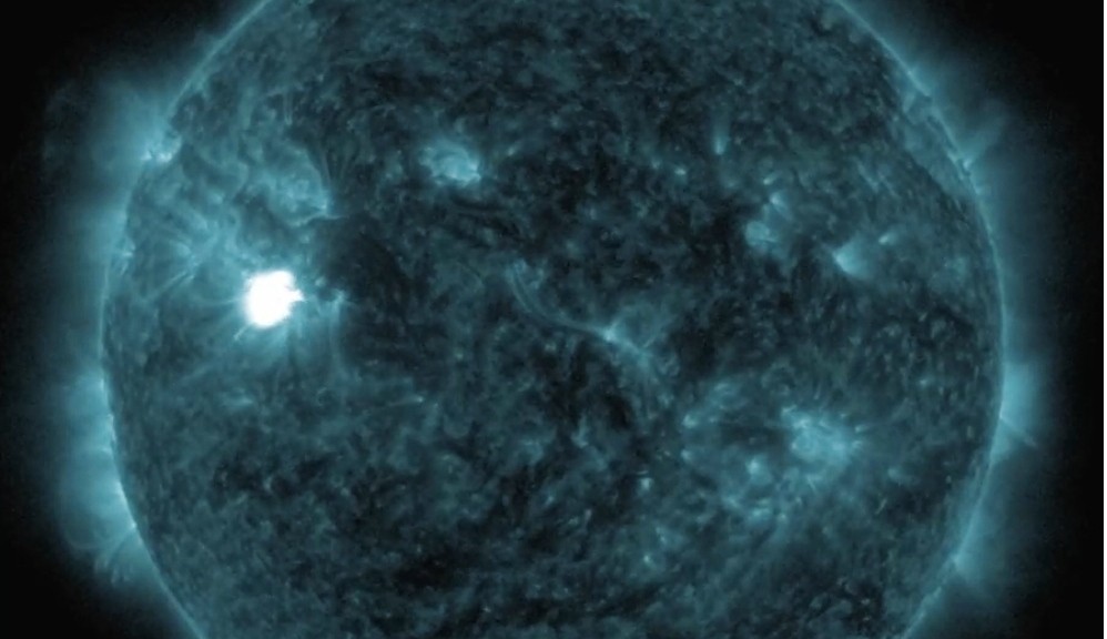 Satelit Cuaca AS Tangkap Ledakan Matahari