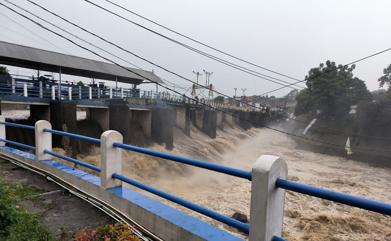 Bendung Katulampa Bogor Siaga 3, Warga Jakarta Diminta Waspada