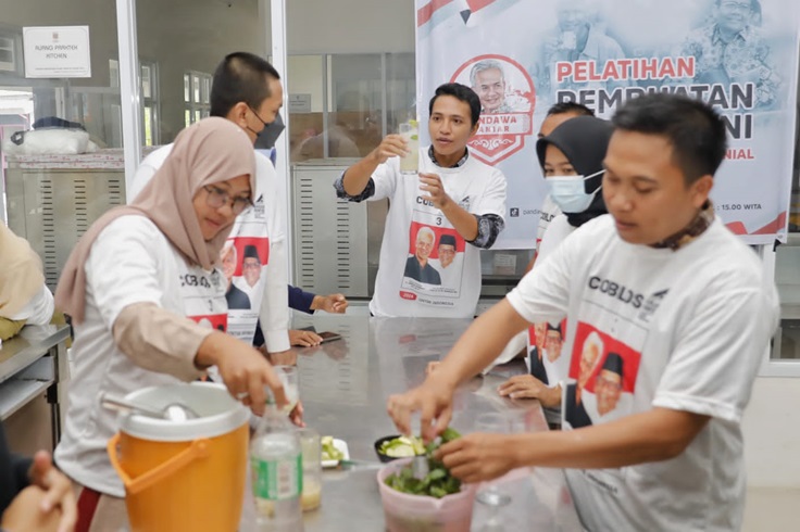 Relawan Ganjar-Mahfud NTB Gelar Petalihan Kewirausahaan untuk Generasi Z dan Milenial