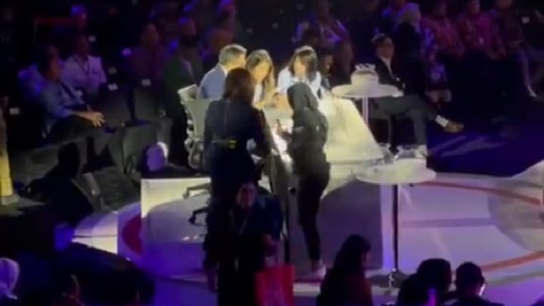 Grace Natalie dan Isyana Bagoes Oka Hampiri Moderator Debat, KPU Bakal Evaluasi