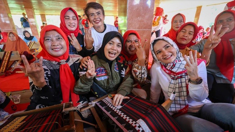 Program KTP Sakti Ganjar-Mahfud MD Didukung Ibu-Ibu Lampung