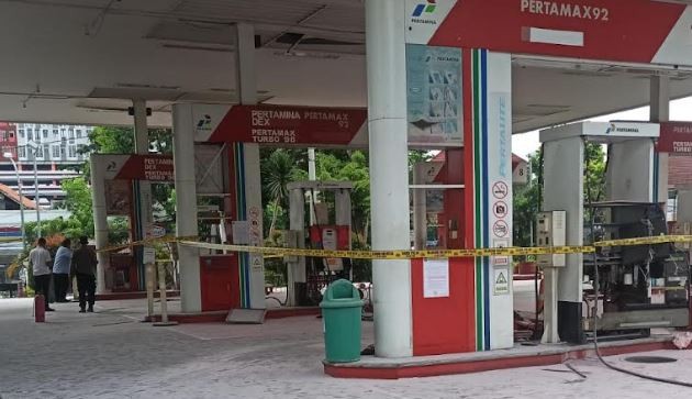 Mesin Pompa BBM di SPBU Undip Meledak dan Terbakar, Warga Panik Selamatkan Diri