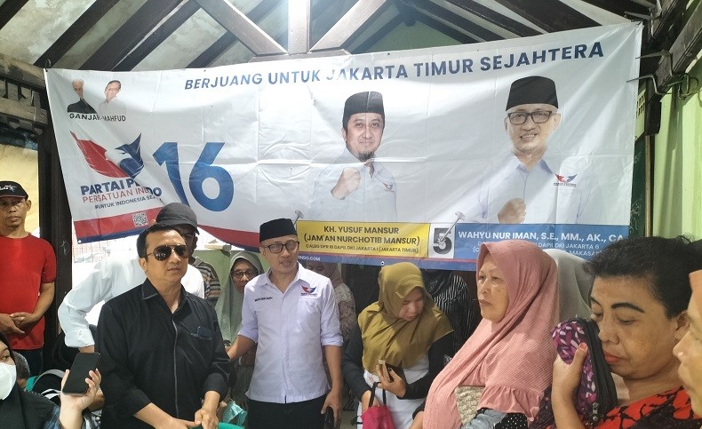 Warga Cilangkap Jaktim Sambut Hangat Kunjungan Ustaz Yusuf Mansur