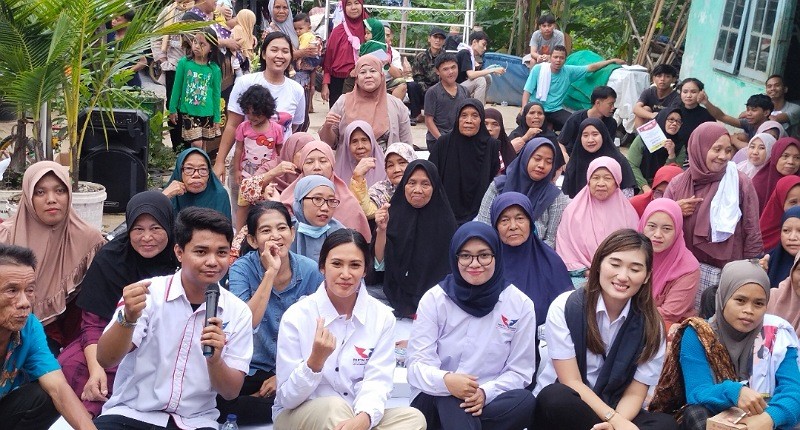 Caleg Perindo Stefanie Laurensia Gelar Doa Bersama dan Silaturahmi di Sanggar Langkah Betawi