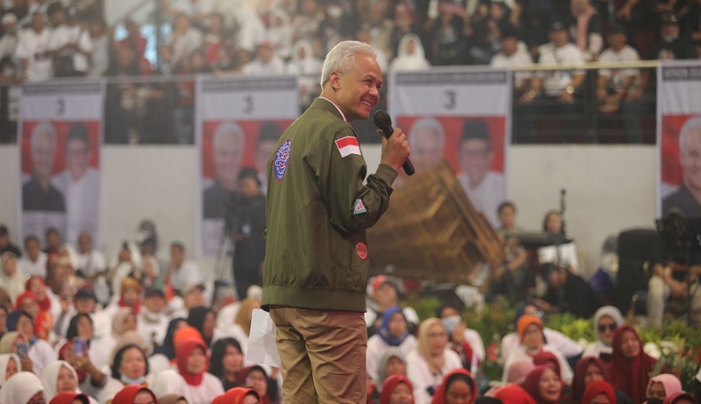 Ganjar Ungkap Sosok di Balik Suksesnya Debat Capres soal Pertahanan