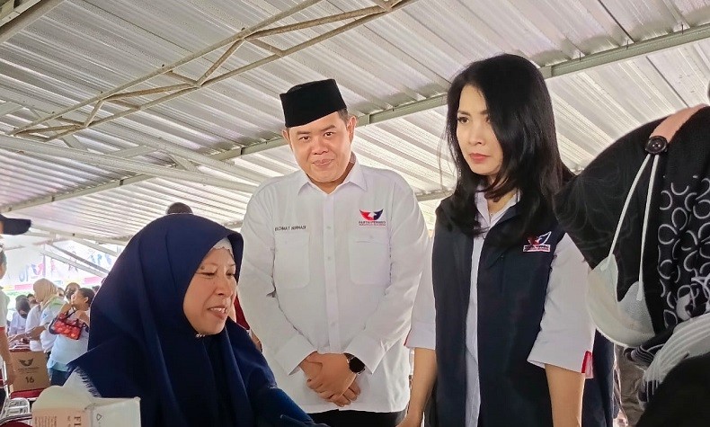Gelar Bazar Murah, Liliana Tanoesoedibjo Disambut Meriah Warga Melawai Jaksel