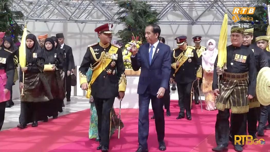 Tampil Menawan, Presiden Jokowi Hadiri Royal Wedding Pangeran Mateen dan Anisha Rosnah