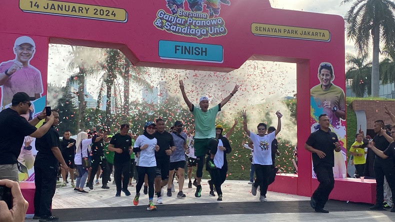 Ganjar Pranowo Puji Skill Lari Siti Atikoh dan Sandiaga Uno: Mereka Hebat