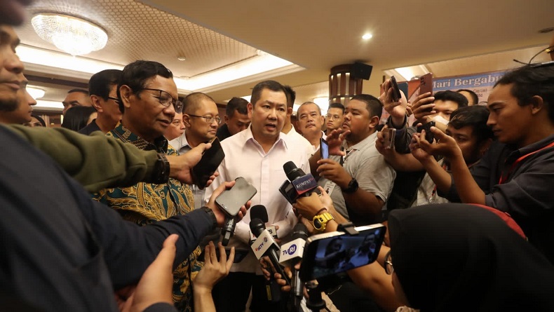 HT Dampingi Mahfud MD Kunjungi GBI Kota Medan, Serukan Pemberantasan Korupsi