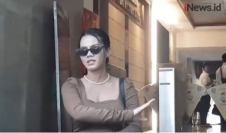 Siskaeee Dijemput Paksa Polisi saat di Apartemen, Pengacara Terkejut Tidak Ada Koordinasi