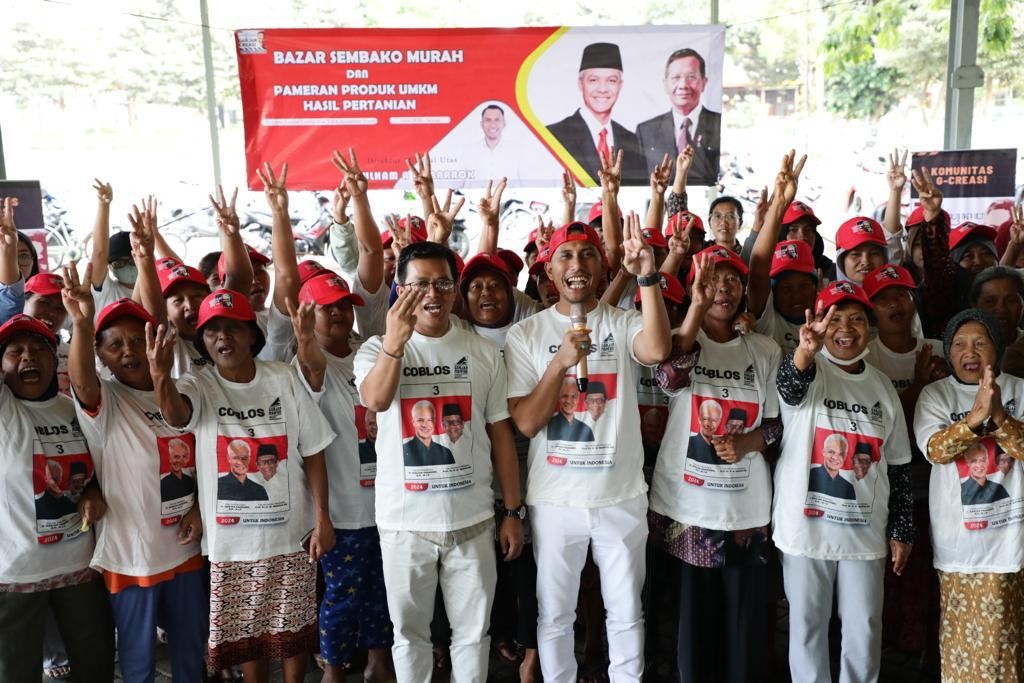 Relawan Ganjar Creasi Aktif Sosialisasikan Program Ganjar-Mahfud Satu Keluarga Miskin Satu Sarjana