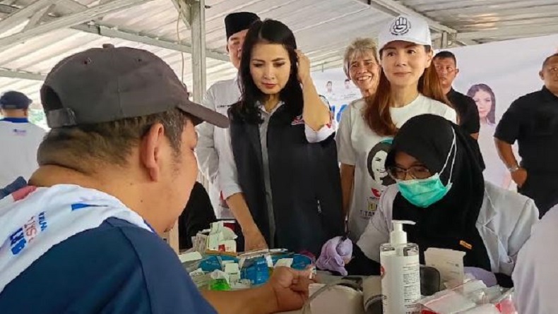 Warga Melawai Senang dengan Baksos Partai Perindo, Bisa Cek Kesehatan Gratis