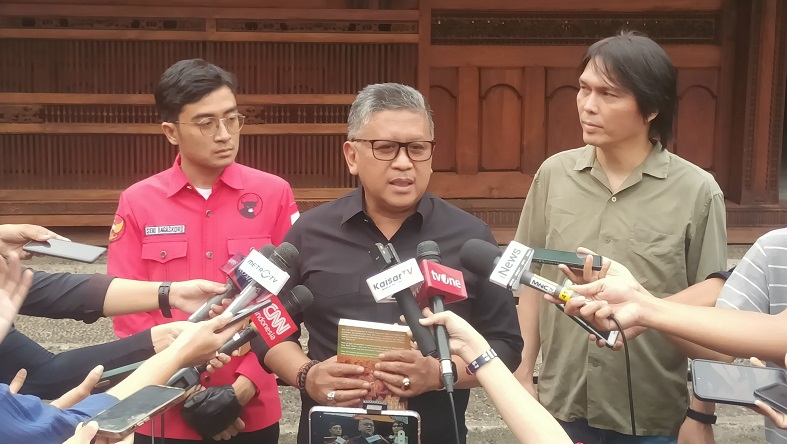 PDIP Nilai Tema Debat Keempat Berkaitan dengan Hukum, Yakin Mahfud MD Unggul