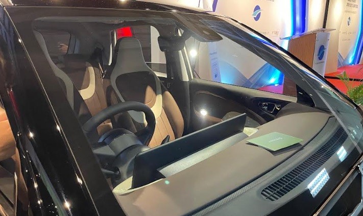 Jangan Asal Pasang Kaca Film pada Mobil Listrik, Ini Harus Diperhatikan