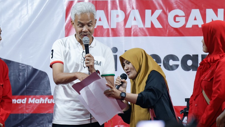 Kabar Baik, Ganjar Pranowo Siap Naikkan Gaji Guru PAUD