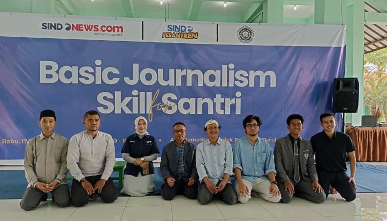 SINDOnews Berikan Pendidikan Jurnalistik untuk Santri Ponpes Darul Muttaqien Bogor