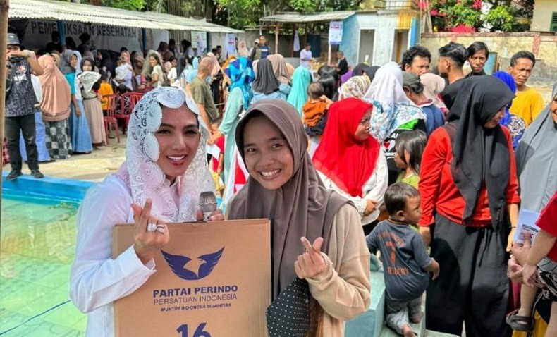 Warga Tangerang Bahagia Ikuti Bazar Murah dan Pemeriksaan Kesehatan Gratis Caleg Perindo