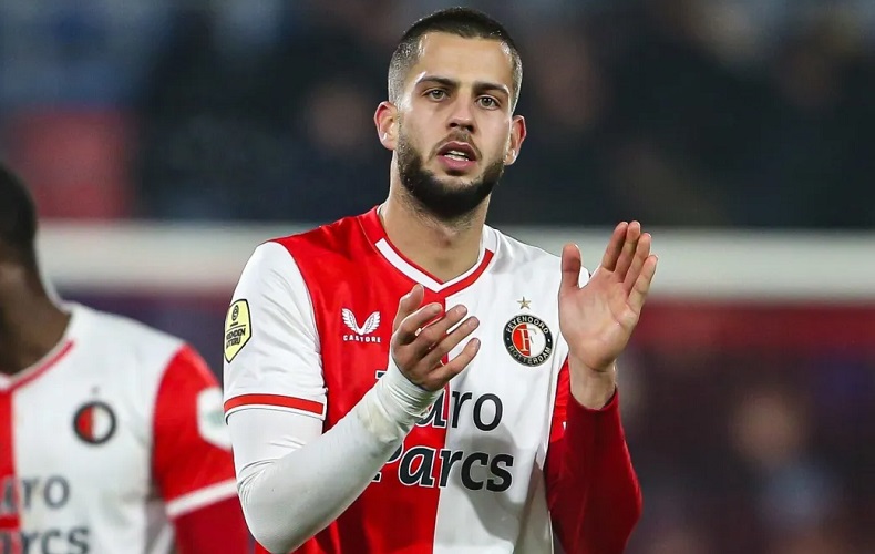 David Hancko Diminati Liverpool, Agen sang Pemain Buka Suara