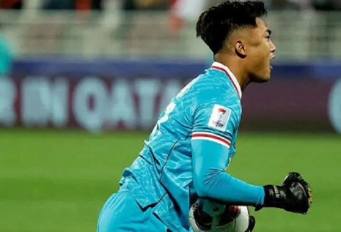 Kiper Indonesia Ernando Ari Bikin Pemain Vietnam Menangis Tersedu-sedu, Ada Apa?