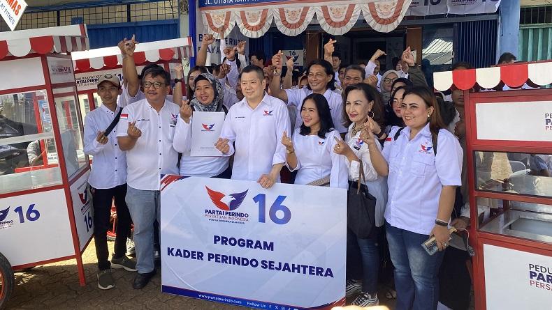 Emak-emak di Ciputat Tangsel Makin Semangat Jualan Pakai Gerobak Perindo