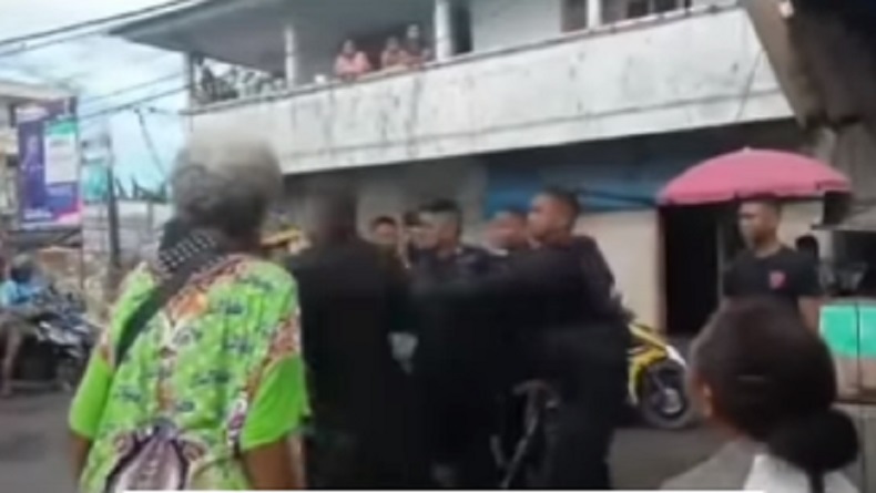 Viral Anggota TNI Dikeroyok Brimob di Maluku, Ini Kata Kapuspen
