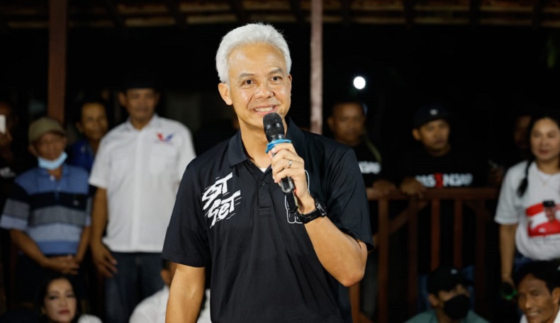 Ganjar Soroti Akun X Kemhan Pakai Tagar Prabowo-Gibran, Singgung Konflik Kepentingan