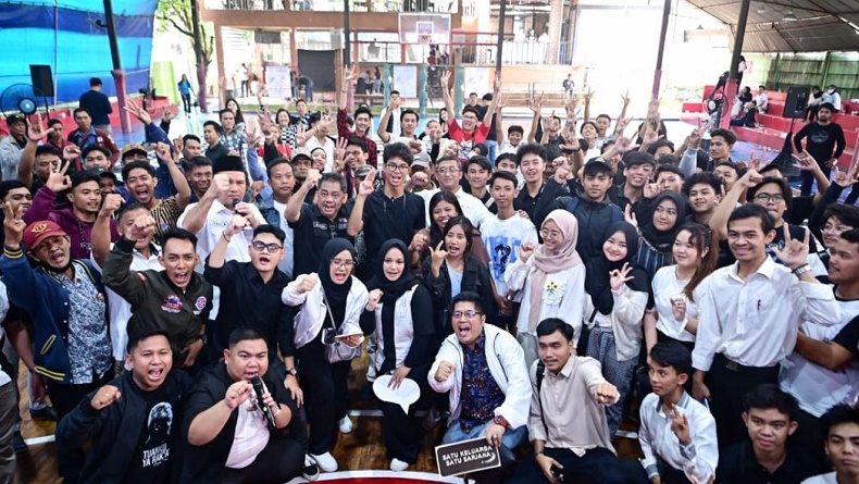 Alam Ganjar Dorong Anak Muda Palembang Lebih Kreatif di Acara SatSet Juara