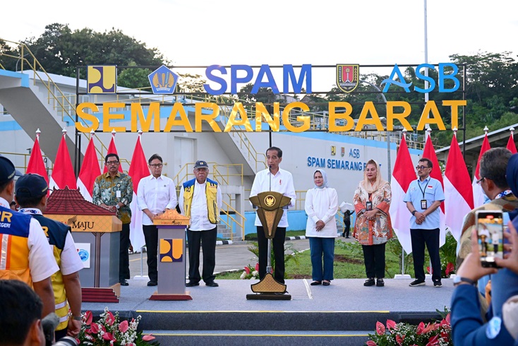 Resmikan SPAM Semarang Barat, Jokowi: Bantu Masyarakat Peroleh Air Bersih