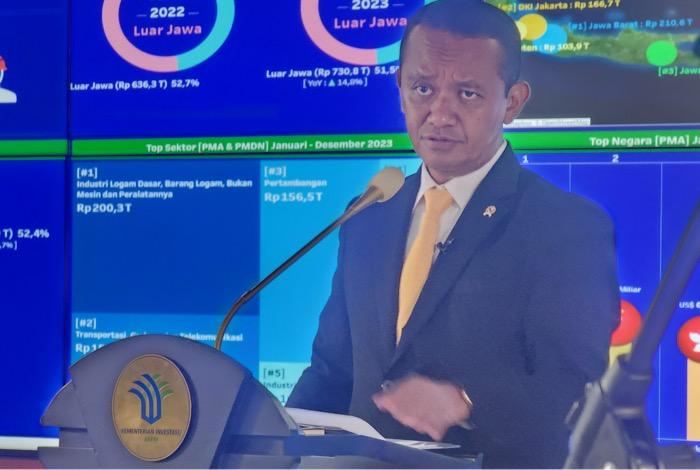 Sindir Tom Lembong, Bahlil Sebut Banyak Warisi Investasi Mangkrak-Cuma Pintar Pidato