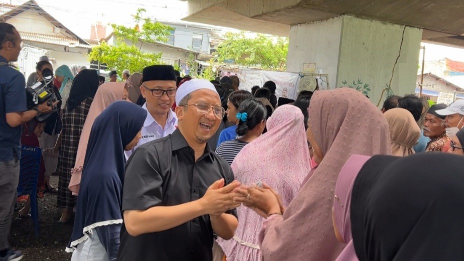 Caleg Perindo Yusuf Mansur Gelar Bazar Murah, Sediakan 1.000 Botol Minyak Goreng 