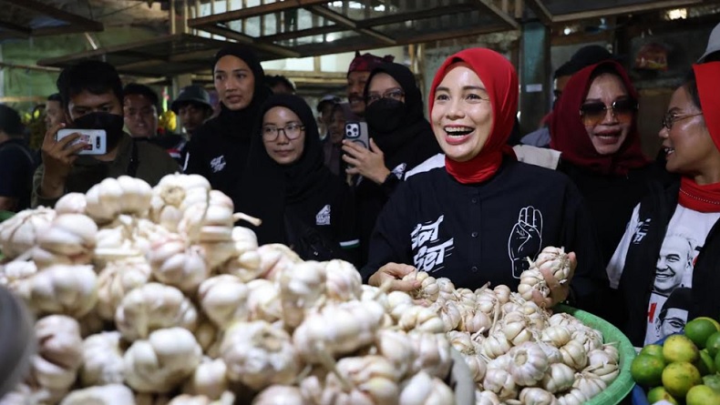 Atikoh Sebut Ganjar-Mahfud Akan Kembalikan Fungsi Bulog  untuk Jaga Stabilitas Pangan