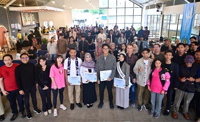 Punya Potensi Luar Biasa, Alam Ganjar Ajak Anak Muda Berani Mencoba dan Percaya Diri   