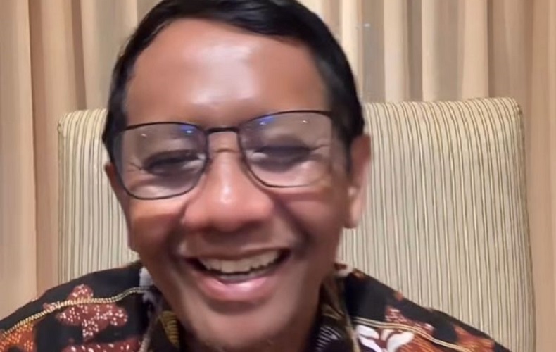 Jawaban Mahfud MD saat Diminta Netizen Berikan Hukuman Mati kepada Para Koruptor