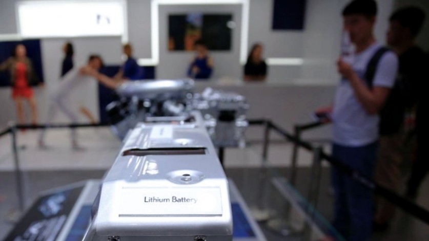 Indonesia Gandeng China Kembangkan Baterai LFP Mobil Listrik